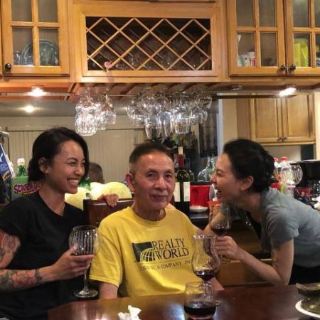 Levy Tran with her father and sister